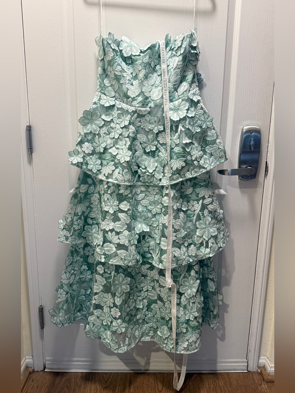 ELLIATT Roseate Tiered Maxi Dress in Mint Green Size XL Wedding Guest NWT - Picture 7 of 9